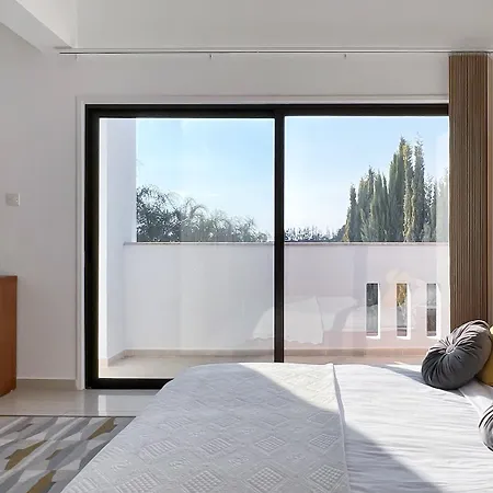 Aris Villa Agios Theodoros