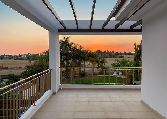 Aris Agios Theodoros